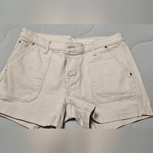 GAP Women's Tan  Shorts